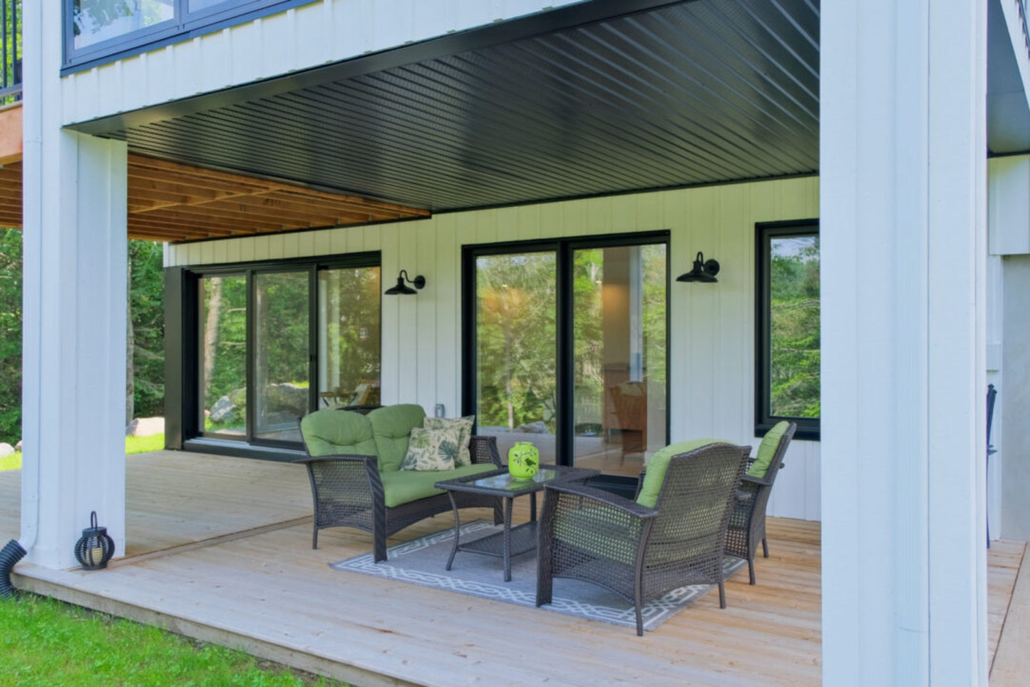 CUSTOM HOMES